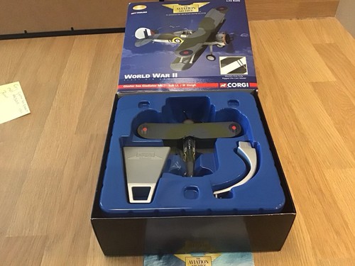 Corgi aa36205 gloster - corgi,