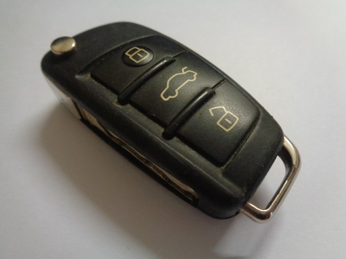 Genuine audi car key remote - car,