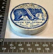 1820’s Excessively Rare Pictorial Bears Grease Pot Lid in Blue Transfer [K479]