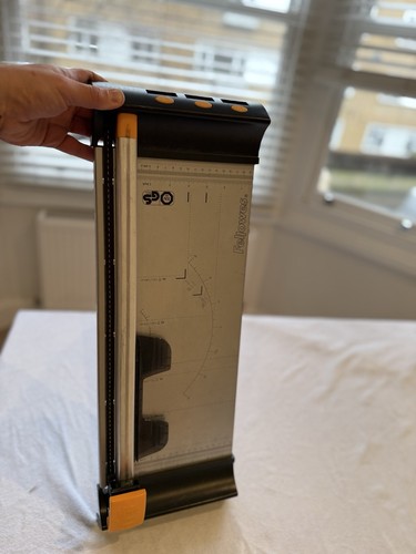 Fellowes proton frequent - proton, a3