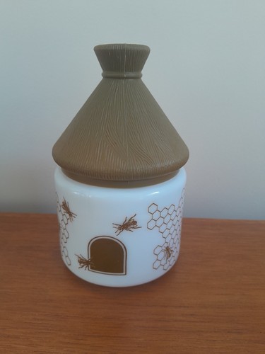 Vintage milk glass - vintage,