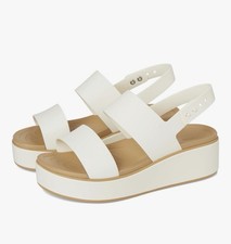 Crocs Women's Brooklyn Buckle