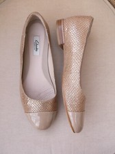 CLARKS NARRATIVE SHOES SIZE