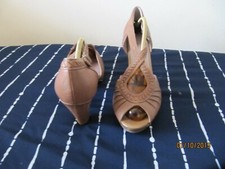 Footglove shoes UK 6.5 Tan Leather Peep  Sandals Toe Platform New without box