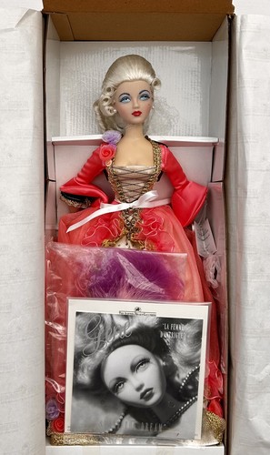 Gene doll femme intrigue - doll,