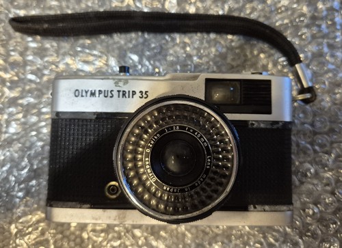 Olympus trip camera - trip, 35