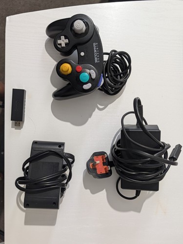 Gamecube controller - ,