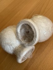 2 White Wooden ball-shaped