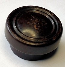 BROWN BAKELITE  VINTAGE RADIO