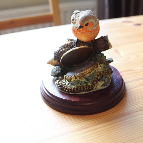 Border fine arts - fine, robin