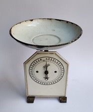 ANTIQUE CAST IRON GERMAN KITCHEN SCALE WITH PAN - KRUPS - ENAMEL