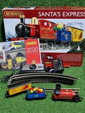 Hornby Santa's Express Train Set OO Gauge Christmas Tree Festive R1248 Boxed