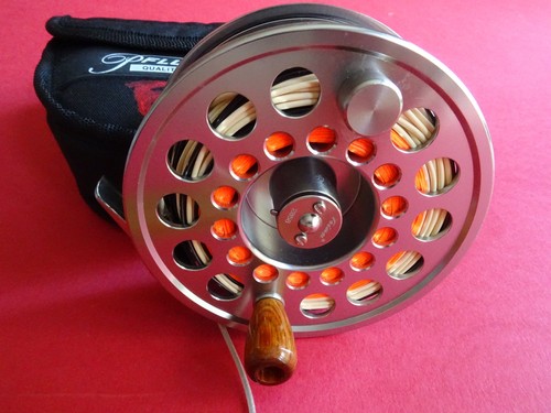 Super lightly used cased - used,