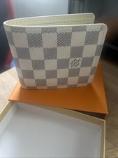 LV wallet MENS (AUTHENTIC)