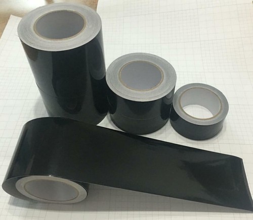 Gloss black vinyl - black, wrap