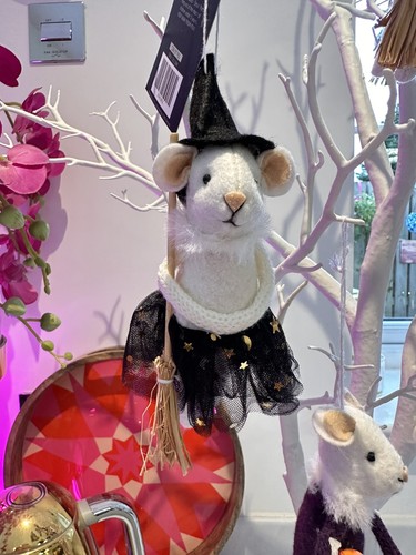 Felt witch mouse with - witch,