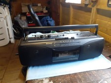 Vintage Sharp QT-260 Radio