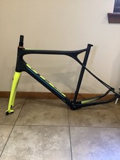 GT Grade full carbon gravel
