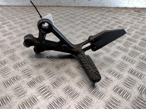 2017 2022 ktm 125 duke - 2017-2022, left