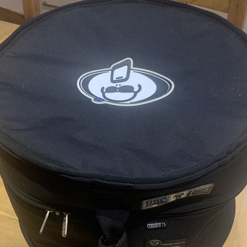 Protection racket 9014 x - racket,