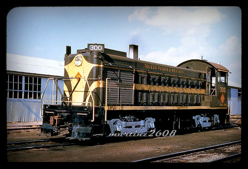 Dupe train slide toledo - dupe, slide-toledo