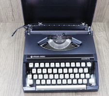 Silver-Reed Silverette Portable Manual Typewriter In Black White Keys Boxed