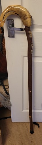 Vintage hand carved ram horn - vintage, ram's