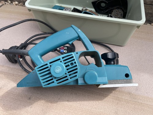 Makita 1902 240v power - makita,