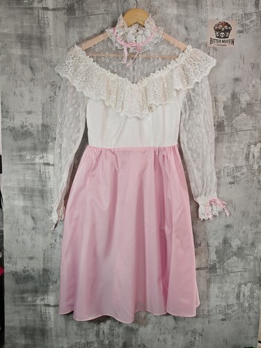 Vintage 70s lace satin - 70s,