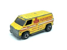 1974 Hot Wheels EMERGENCY Paramedic Ambulance Yellow Van #NM