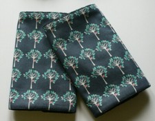 BABY CARRIER DRIBBLE/SUCK