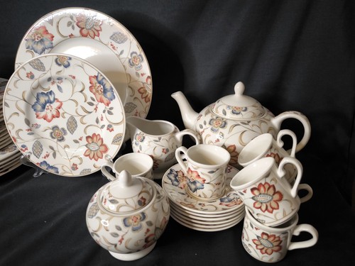 Vintage churchill jacobean - churchill,