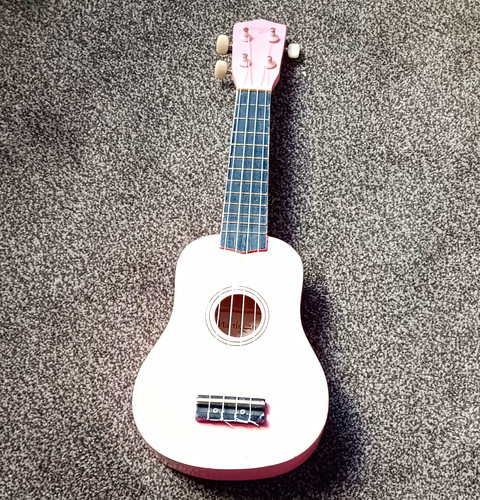 Martin smith uke101pk soprano - martin,