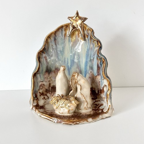 Dixie pottery nativity scene - pottery,