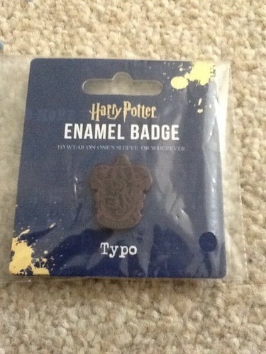 Typo pin badge harry potter - typo,