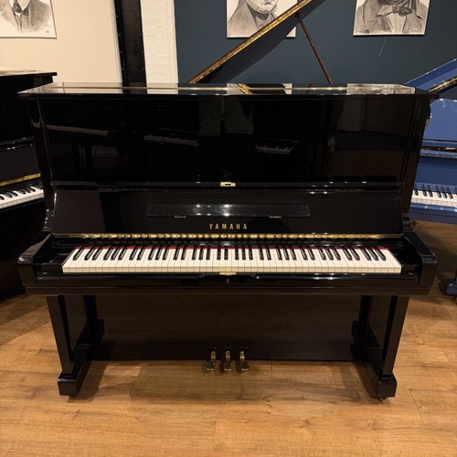 Yamaha upright piano black - yamaha,