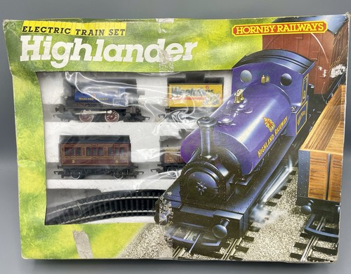Hornby r701 highlander train - highlander,