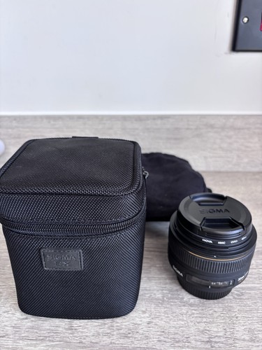 Sigma 30mm 4 - sigma, 1:1.4
