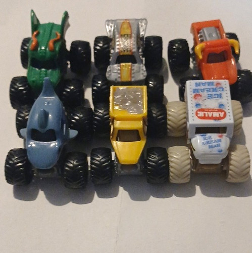 Maisto monster trucks 64 - maisto,