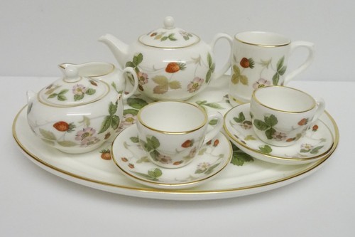 Wedgwood bone china wild - bone,