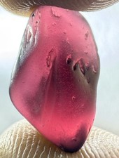 9.7 Ct Natural Garnet/Tanzania