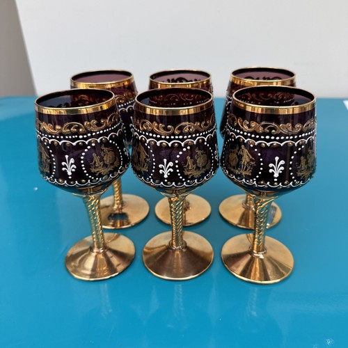 Six ruby red and gold - gold, gilt