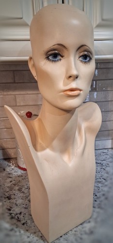 Vtg 70s alien mannequin head - vtg,