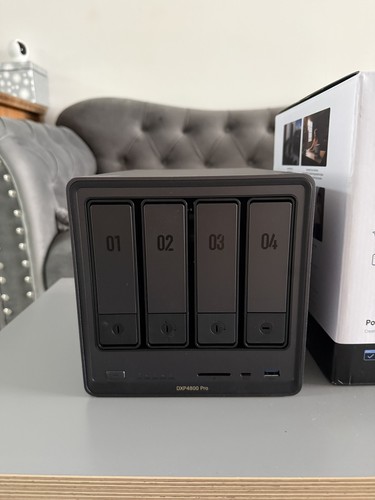 Ugreen nas dxp4800 pro bay - pro, 4-bay