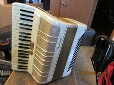 Accordion Hohner, 120 bass,16"