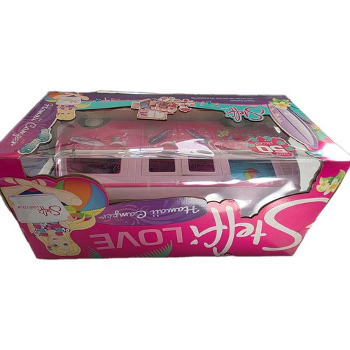 Steffi love hawaii camper - love,