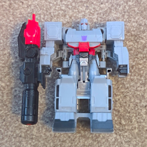 Hasbro transformers cyberverse - hasbro,