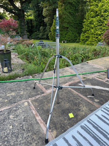 Manfrotto lighting stand - lighting,