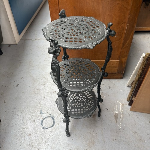 Vintage tier cast iron black - cast,