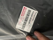 Genuine 🔺Toyota Prius